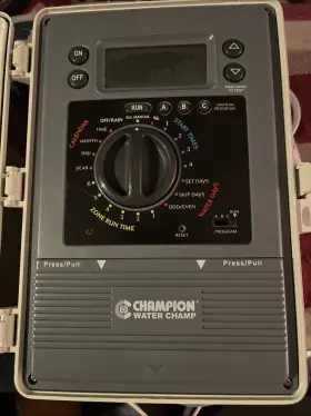 5j97 Champion Water Champ Lawn Sprinkler Control Box Listen 5j97 Champion Water Champ Lawn Sprinkler Control Box Listen