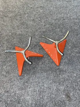 800-1 Everain Vintage Diecast Metal Lawn Sprinkler Red Usa Set Of 2 Mid Century