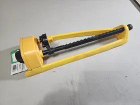 2507041018 Expert Oscillating Sprinkler By