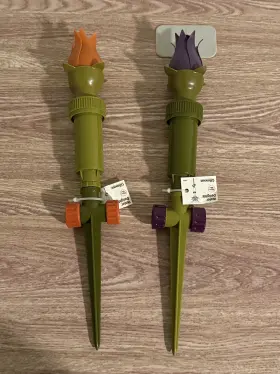 Gilmour 034411177839 Water Delights Sprinkler Discontinued Nice Cool Retro Tulip Lot Of 2 Gilmour 034411177839 Water Delights Sprinkler Discontinued Nice Cool Retro Tulip Lot Of 2
