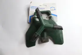 7303761 Home Plus 3-arm Revolving Orbit Sprinkler 7303761 Home Plus 3-arm Revolving Orbit Sprinkler