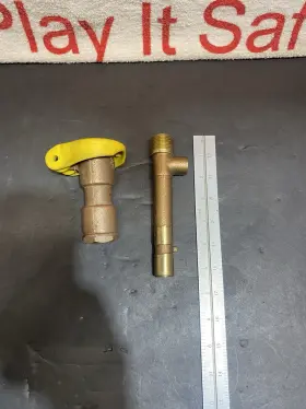 33dlc Lawn Life 3/4 Inch Quick Coupler Valve And Matching Key 33dlc Lawn Life 3/4 Inch Quick Coupler Valve And Matching Key