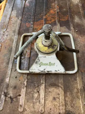 5320 White Vintage Green Spot Sprinkler And Gold Read Description 5320 White Vintage Green Spot Sprinkler And Gold Read Description